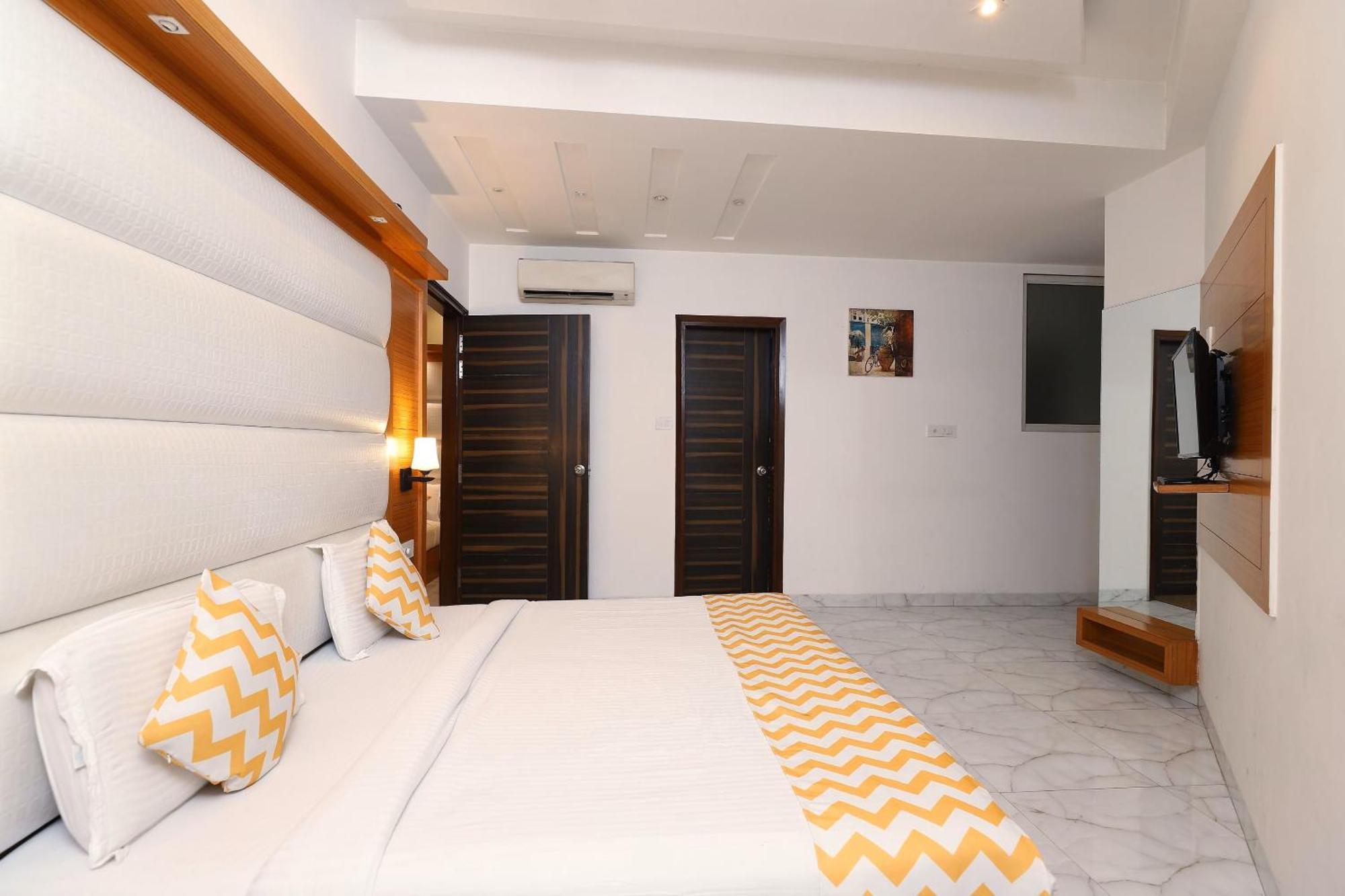 ניו דלהי Hotel Star By Star Group- Near Delhi Airport מראה חיצוני תמונה