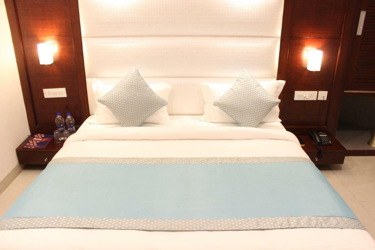 ניו דלהי Hotel Star By Star Group- Near Delhi Airport מראה חיצוני תמונה